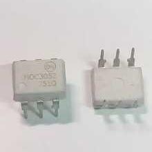 OTOPOACOPLADOR MOC3020